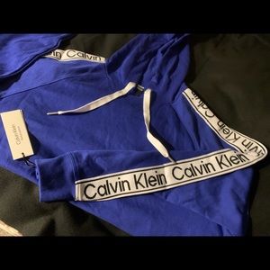 Nwt Calvin Klein sweater
